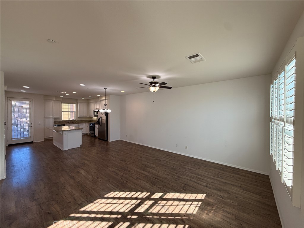 MLS #OC25273654 image #14