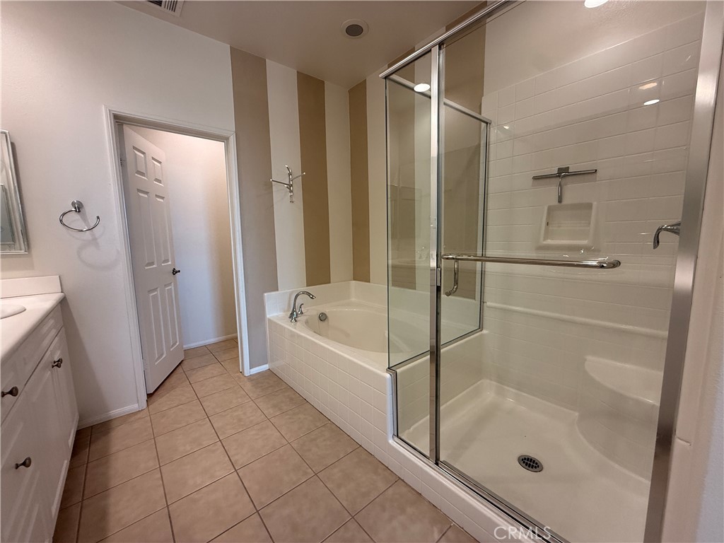 MLS #OC25273654 image #20