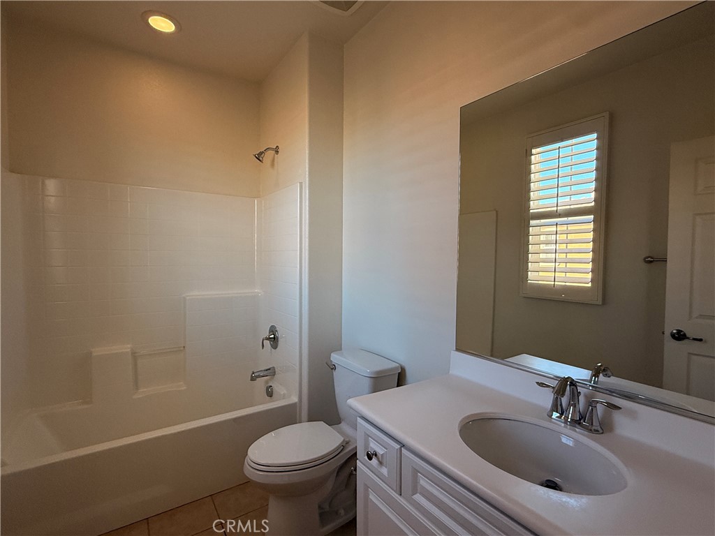 MLS #OC25273654 image #24