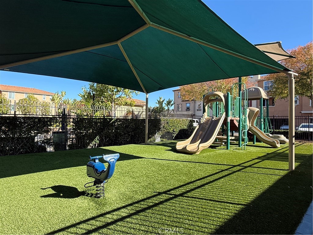 MLS #OC25273654 image #28