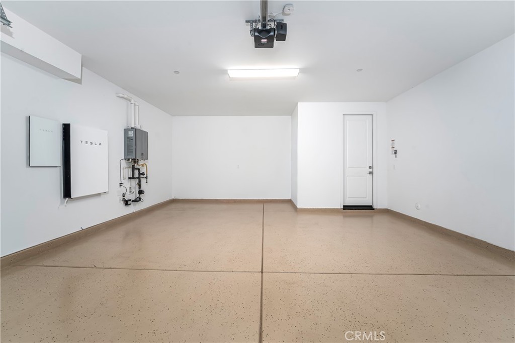 MLS #OC25273672 image #21