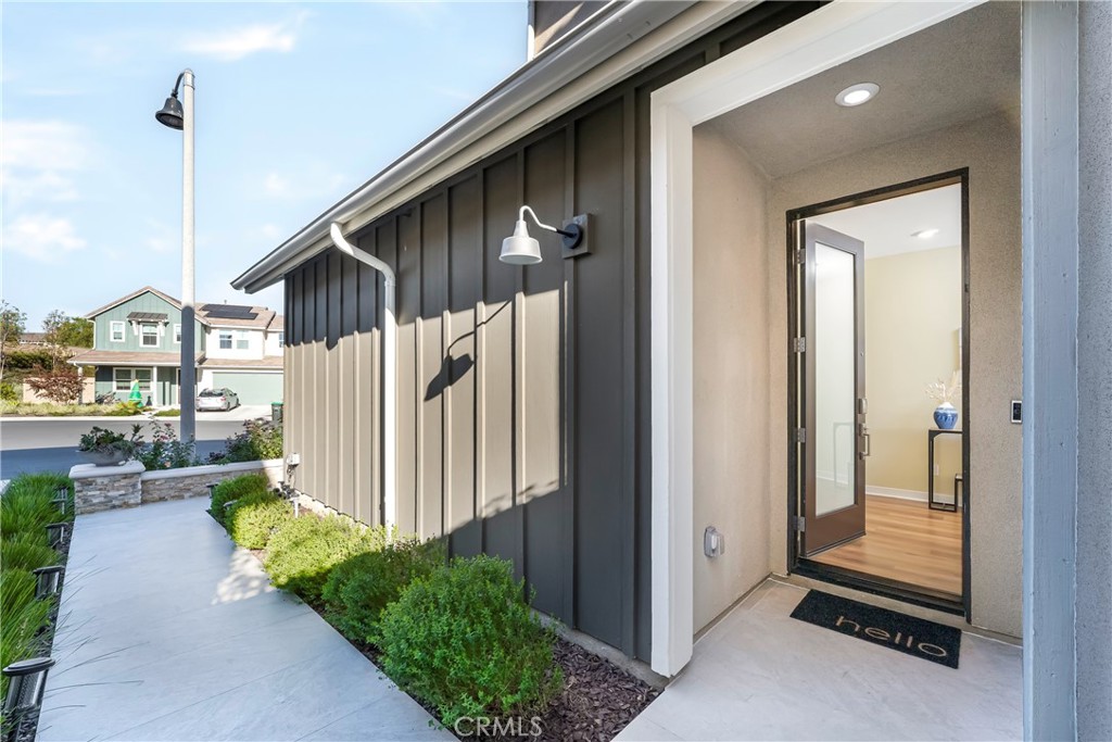 MLS #OC25273672 image #3