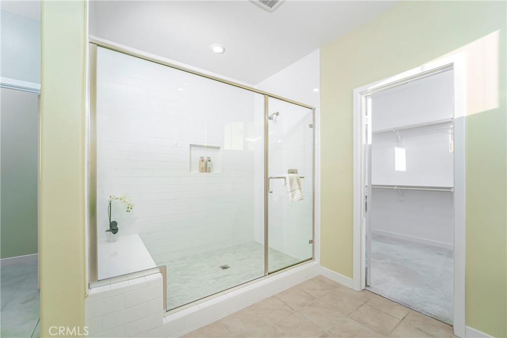 MLS #OC25273672 image #30