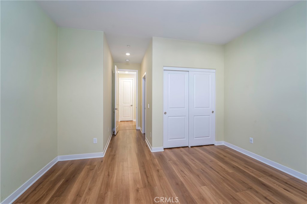 MLS #OC25273672 image #33