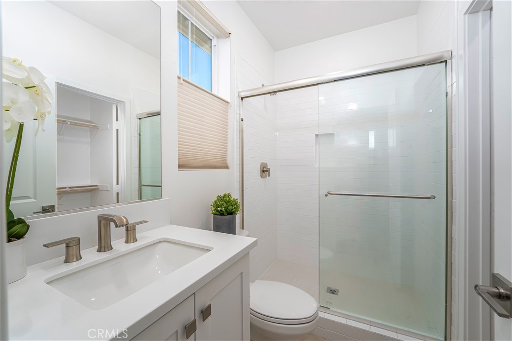 MLS #OC25273672 image #37