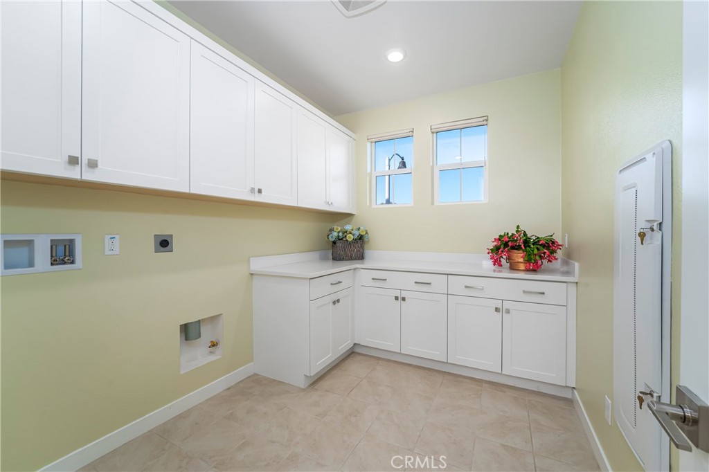 MLS #OC25273672 image #38