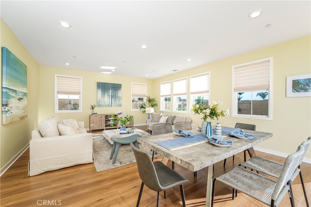 MLS #OC25273672 image #5