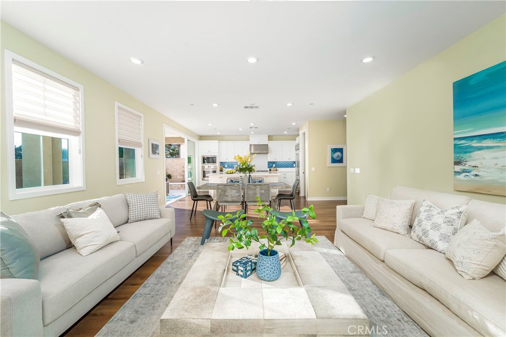 MLS #OC25273672 image #6