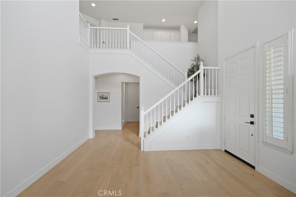 MLS #OC25273684 image #15