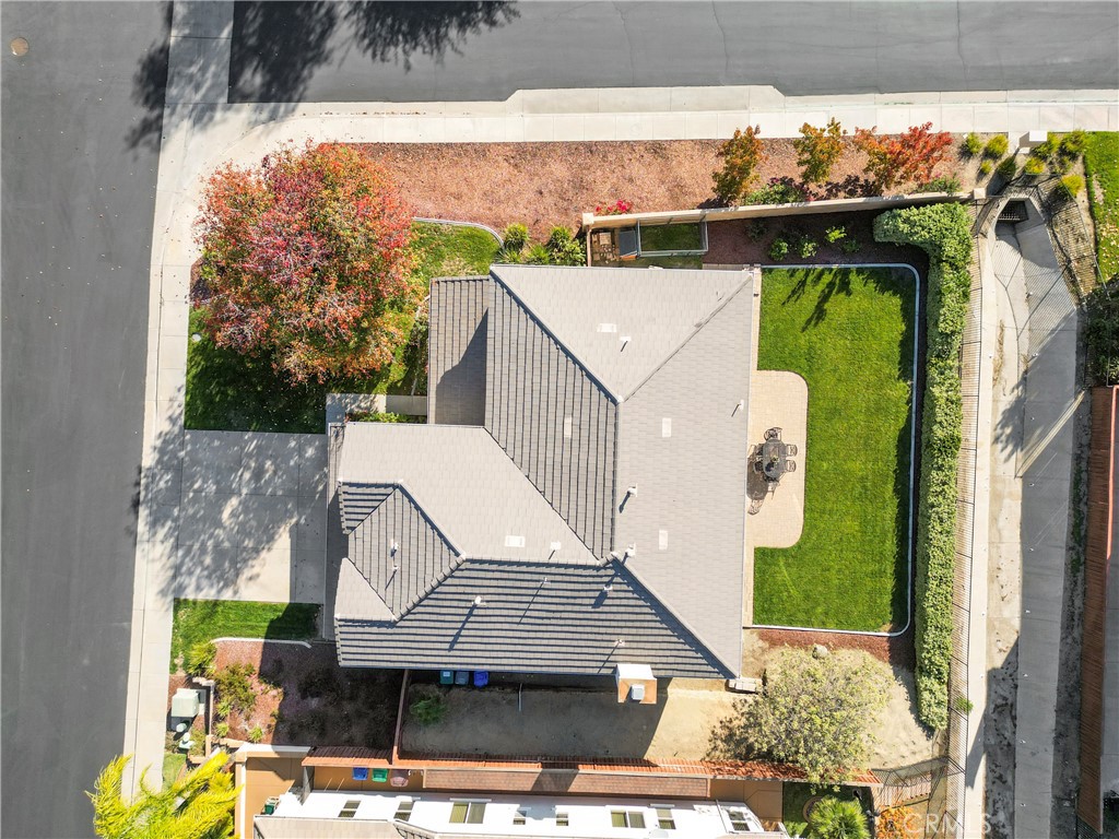 MLS #OC25273684 image #2