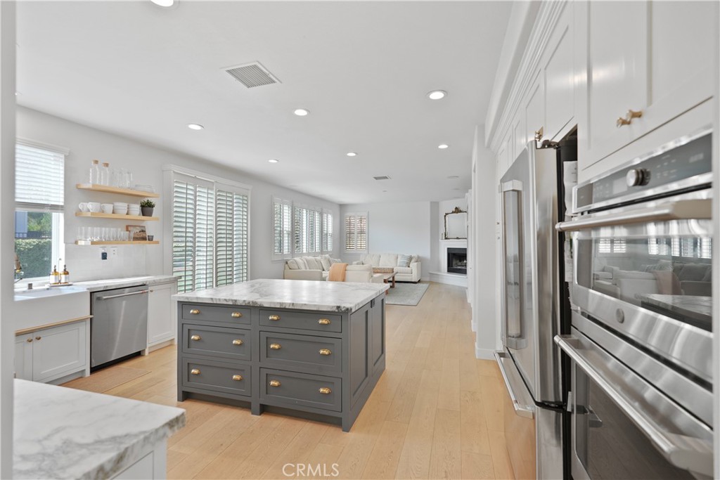 MLS #OC25273684 image #23