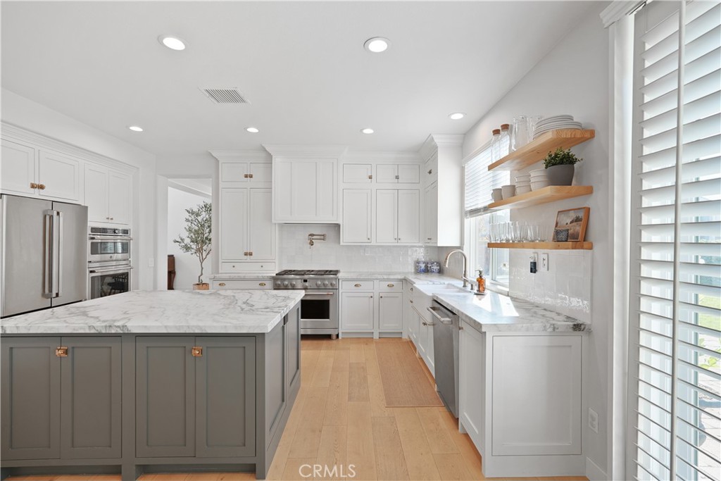 MLS #OC25273684 image #25