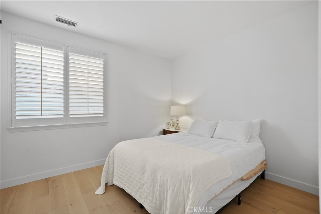 MLS #OC25273684 image #39