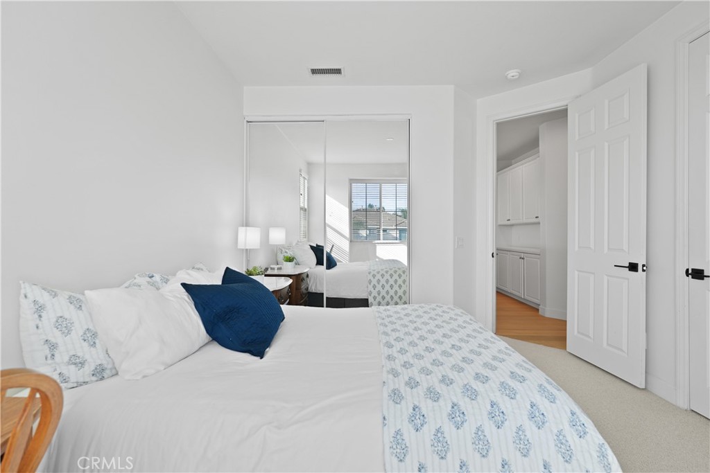 MLS #OC25273684 image #49