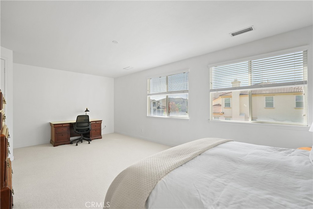 MLS #OC25273684 image #53