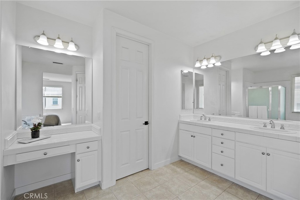 MLS #OC25273684 image #57