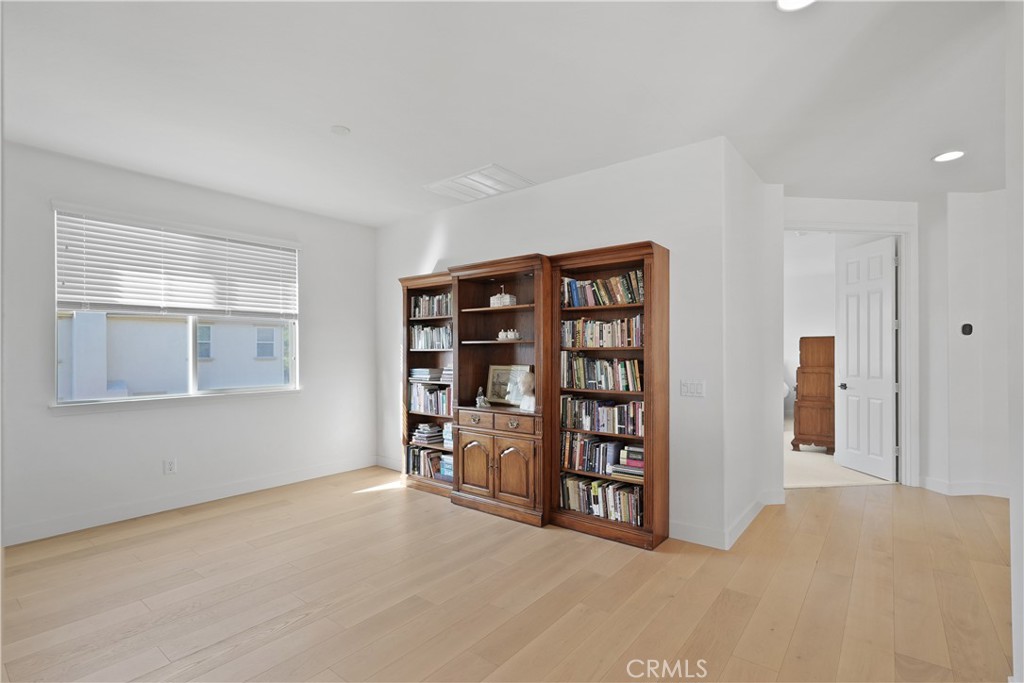 MLS #OC25273684 image #61