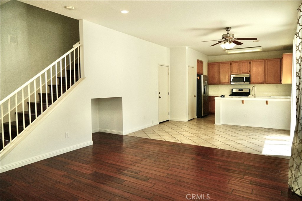 MLS #OC25273703 image #3