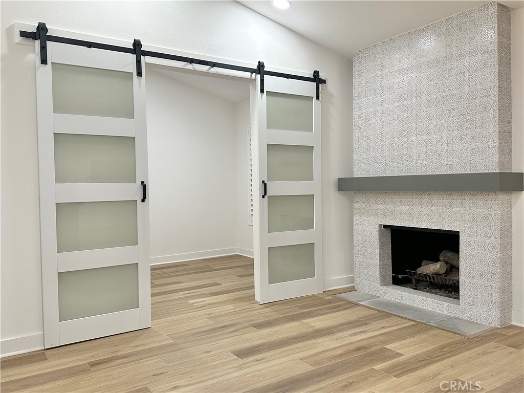 MLS #OC25273724 image #3