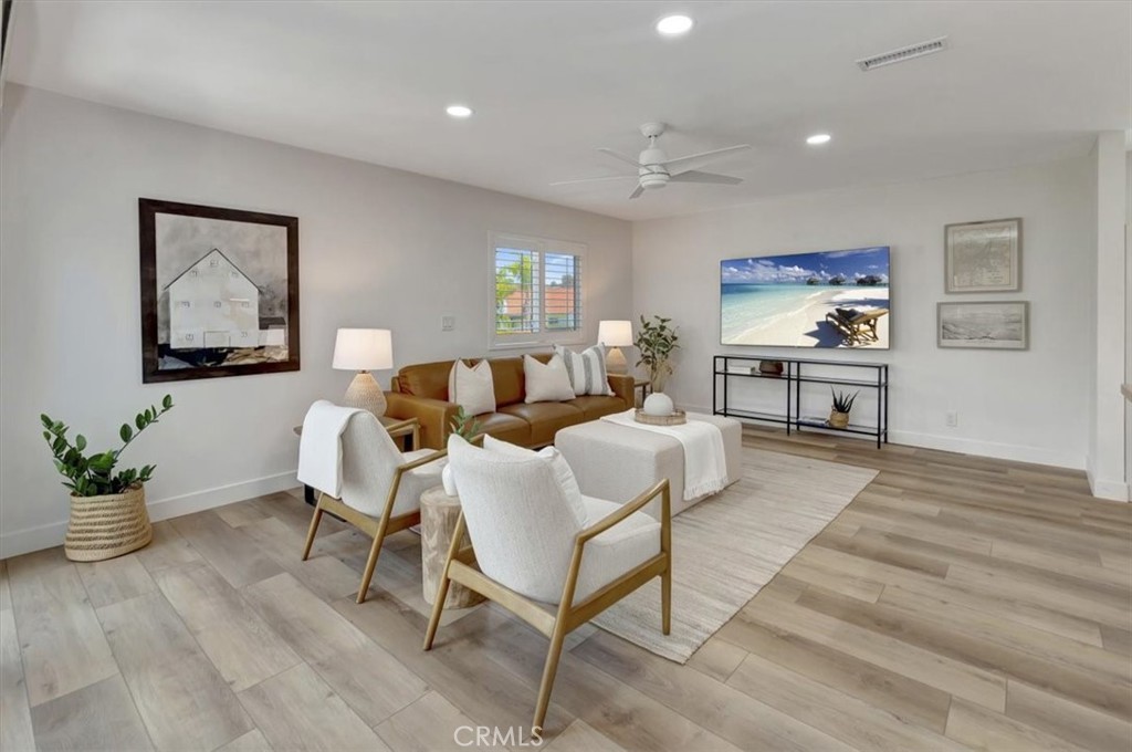 MLS #OC25273724 image #5