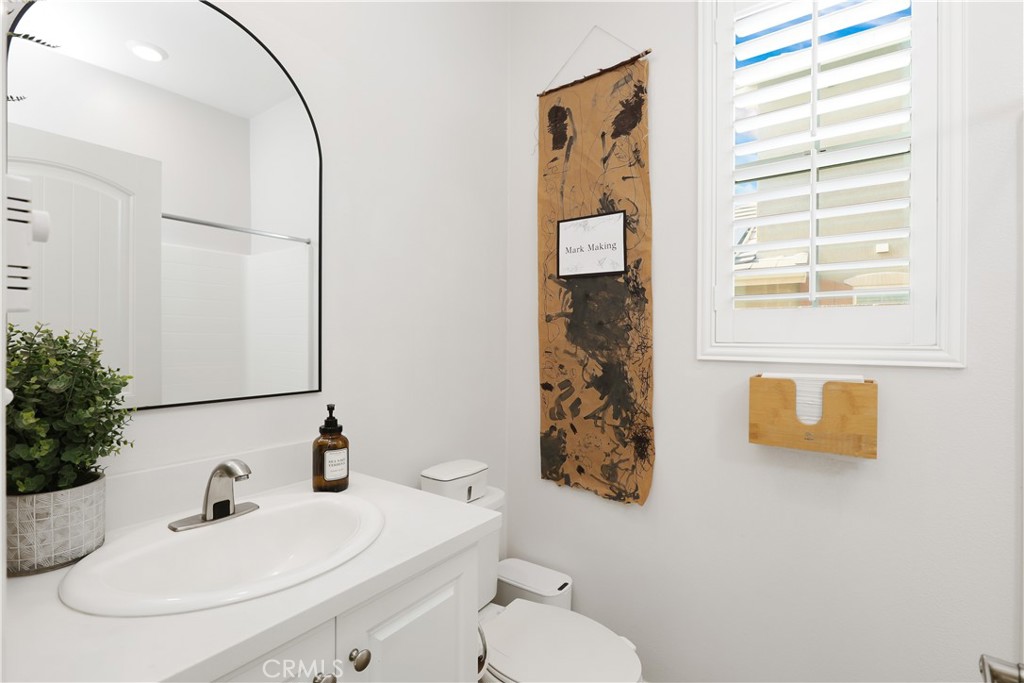 MLS #OC25273730 image #18