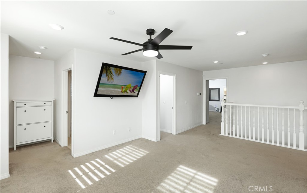 MLS #OC25273730 image #24