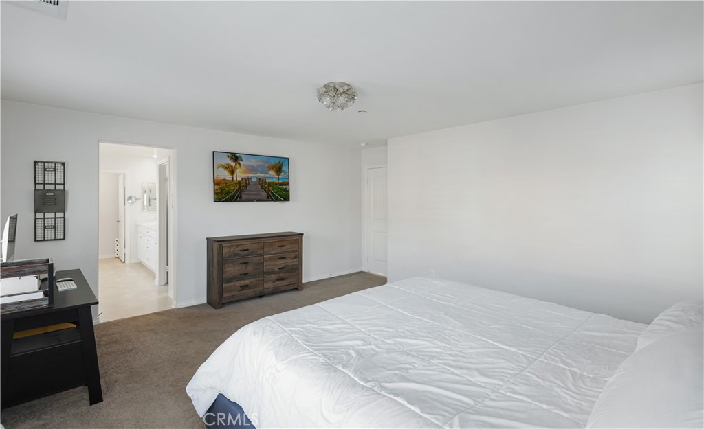 MLS #OC25273730 image #27