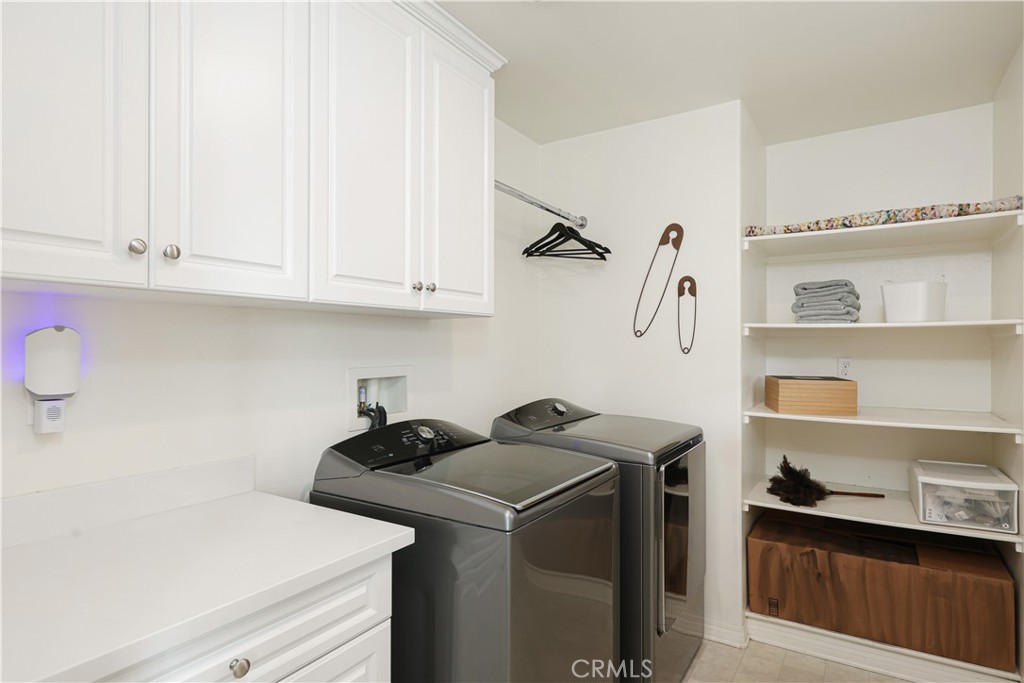 MLS #OC25273730 image #38