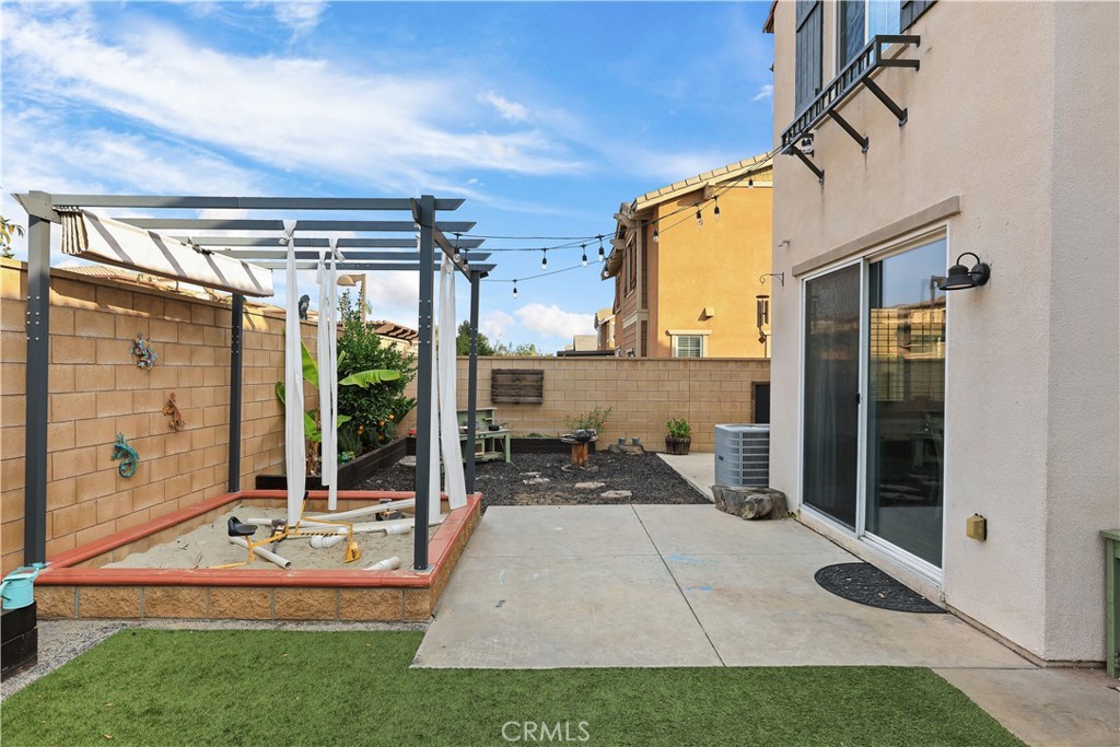 MLS #OC25273730 image #43