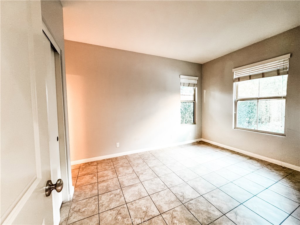 MLS #OC25273734 image #6