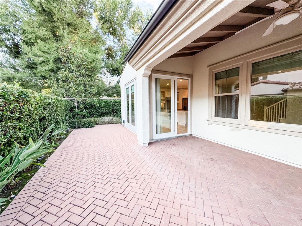 MLS #OC25273734 image #8