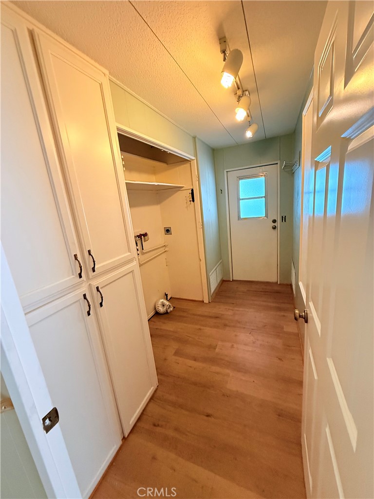 MLS #OC25273742 image #19