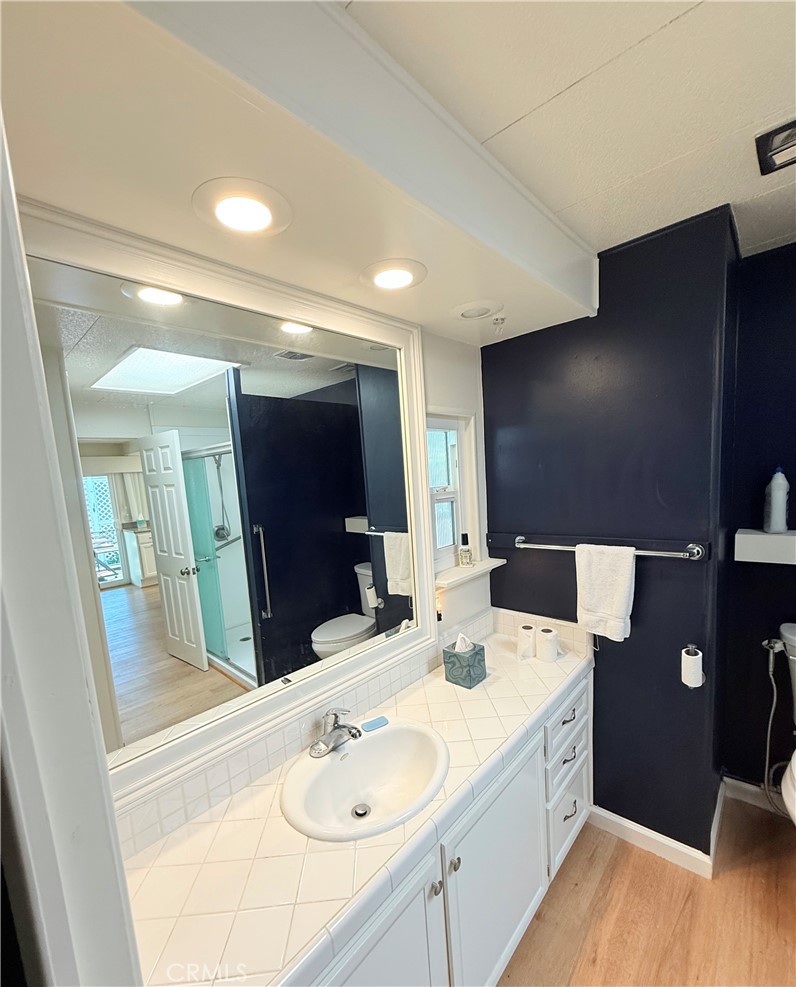 MLS #OC25273742 image #24