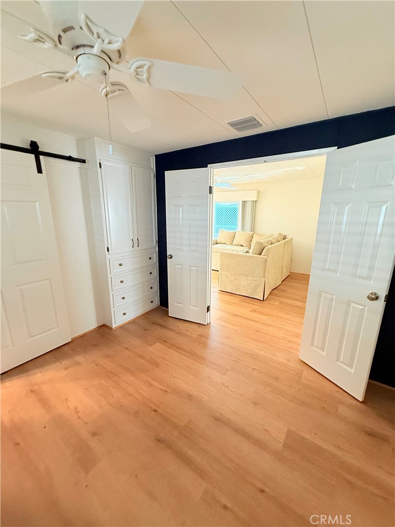 MLS #OC25273742 image #30