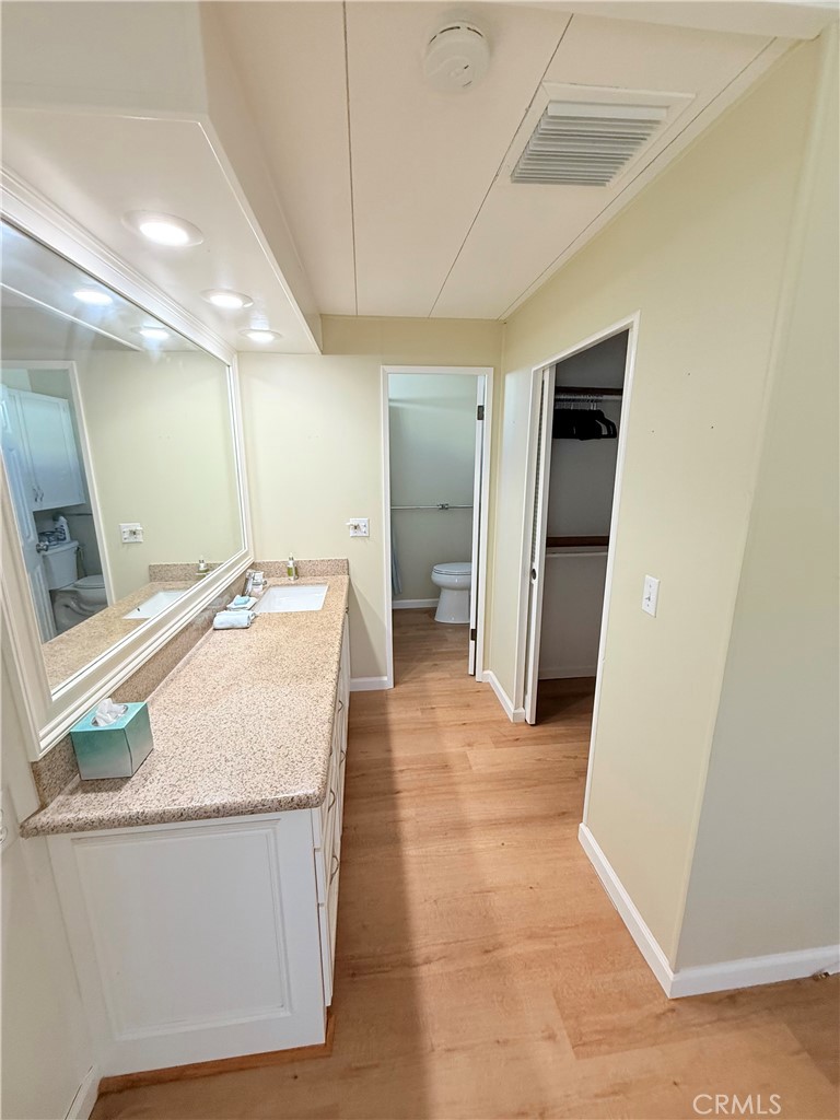 MLS #OC25273742 image #31