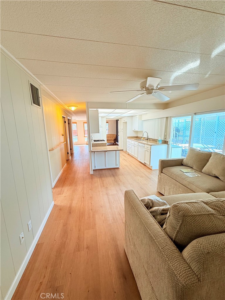 MLS #OC25273742 image #37