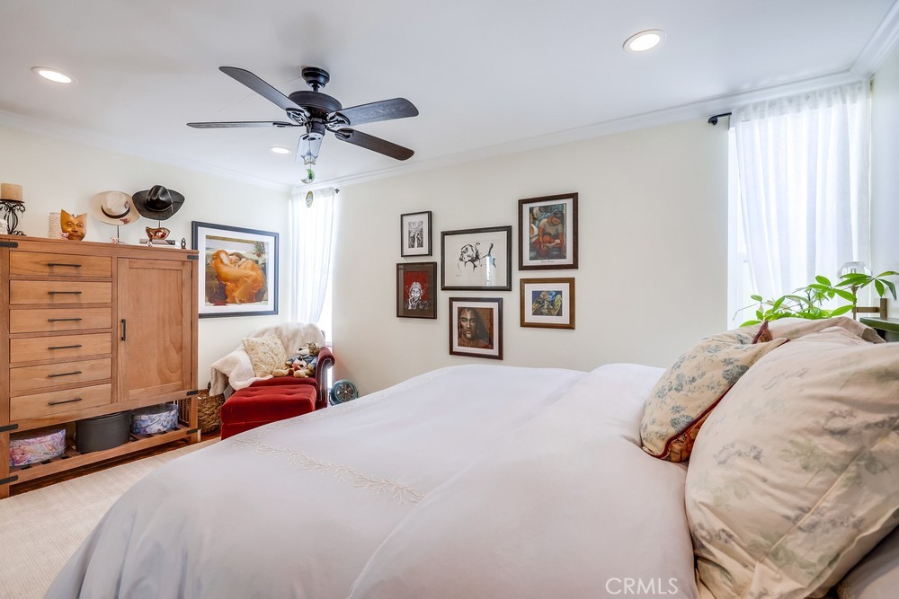 MLS #OC25273743 image #40