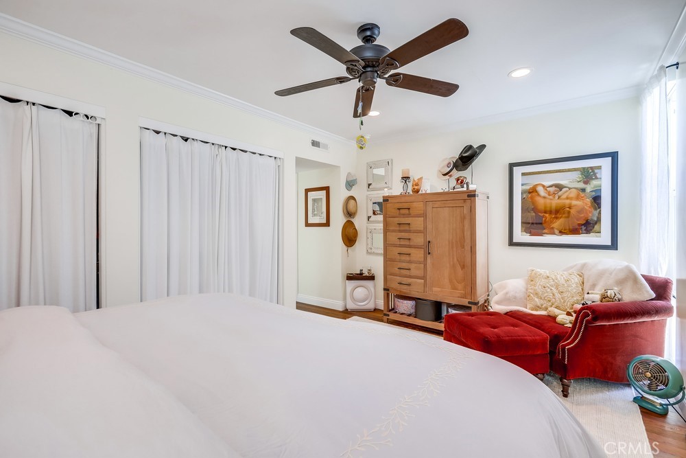 MLS #OC25273743 image #42