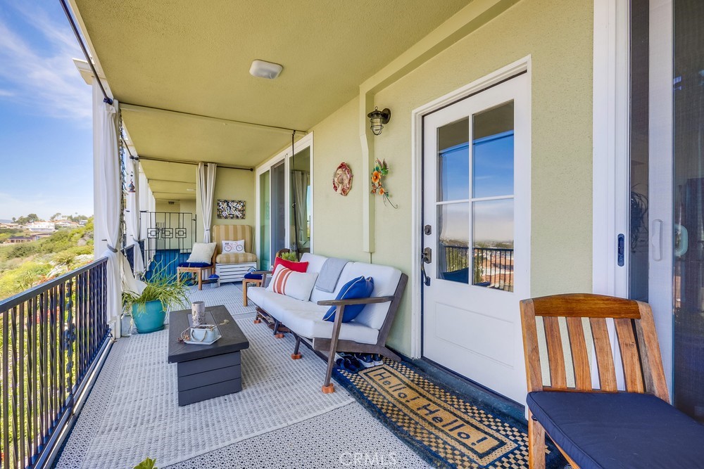 MLS #OC25273743 image #5