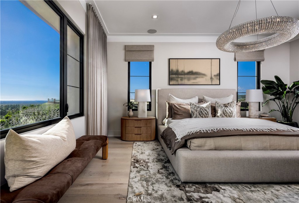 MLS #OC25273752 image #14