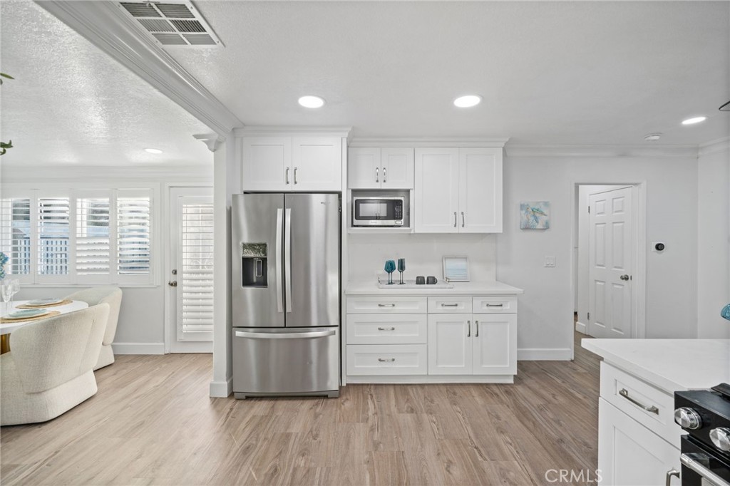 MLS #OC25273753 image #12