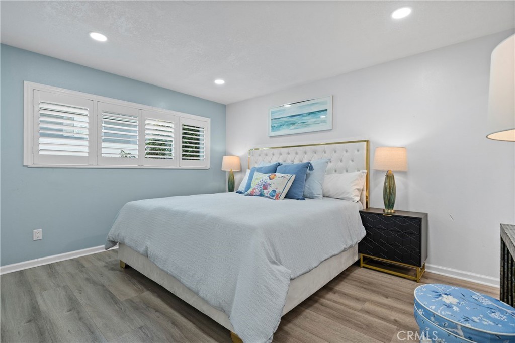 MLS #OC25273753 image #21