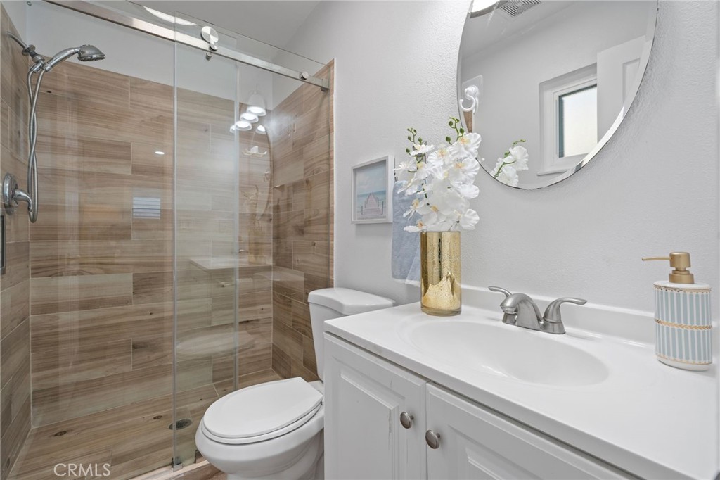 MLS #OC25273753 image #23