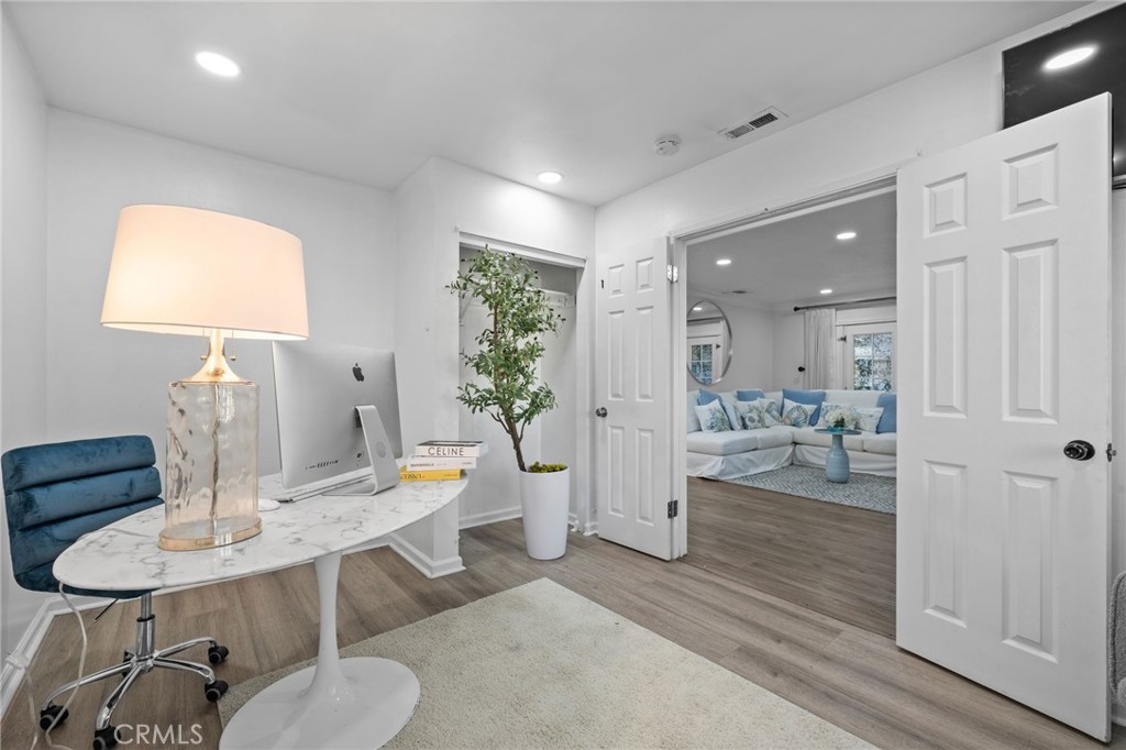 MLS #OC25273753 image #6