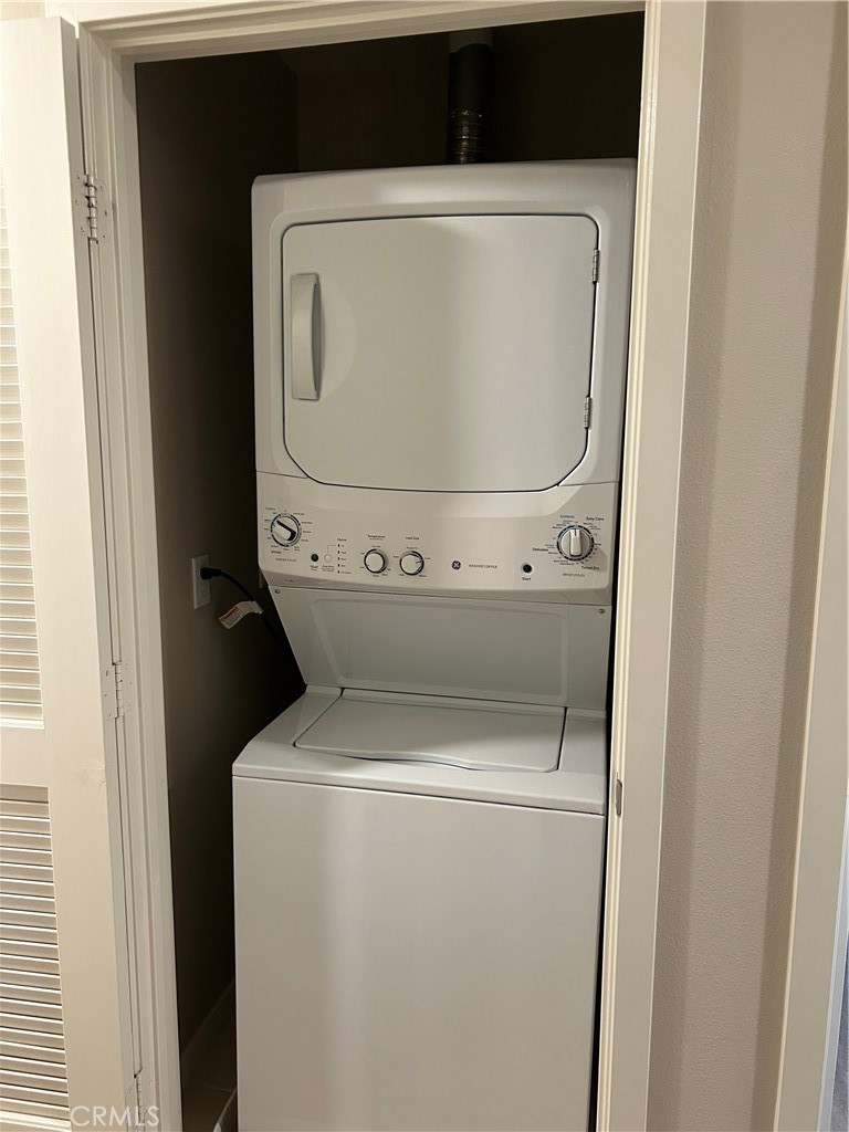 MLS #OC25273754 image #13