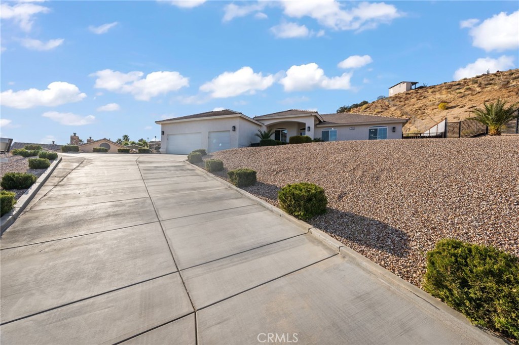 MLS #OC25273757 image #5