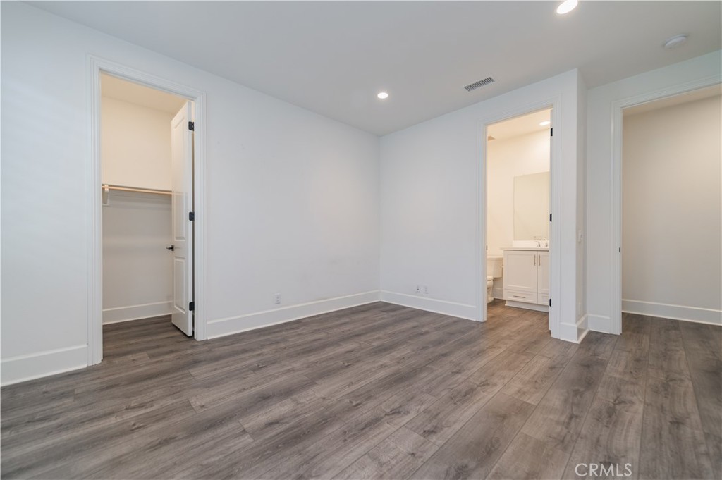 MLS #OC25273769 image #30