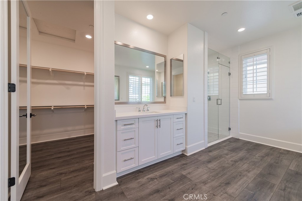 MLS #OC25273769 image #35