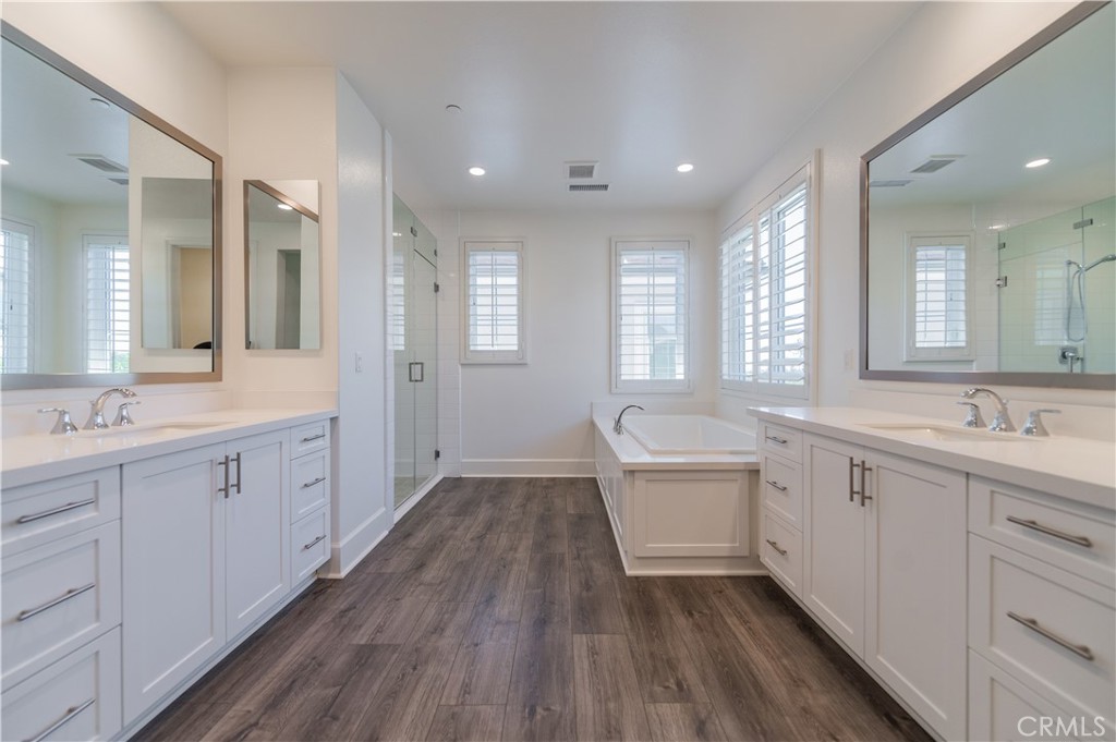 MLS #OC25273769 image #38