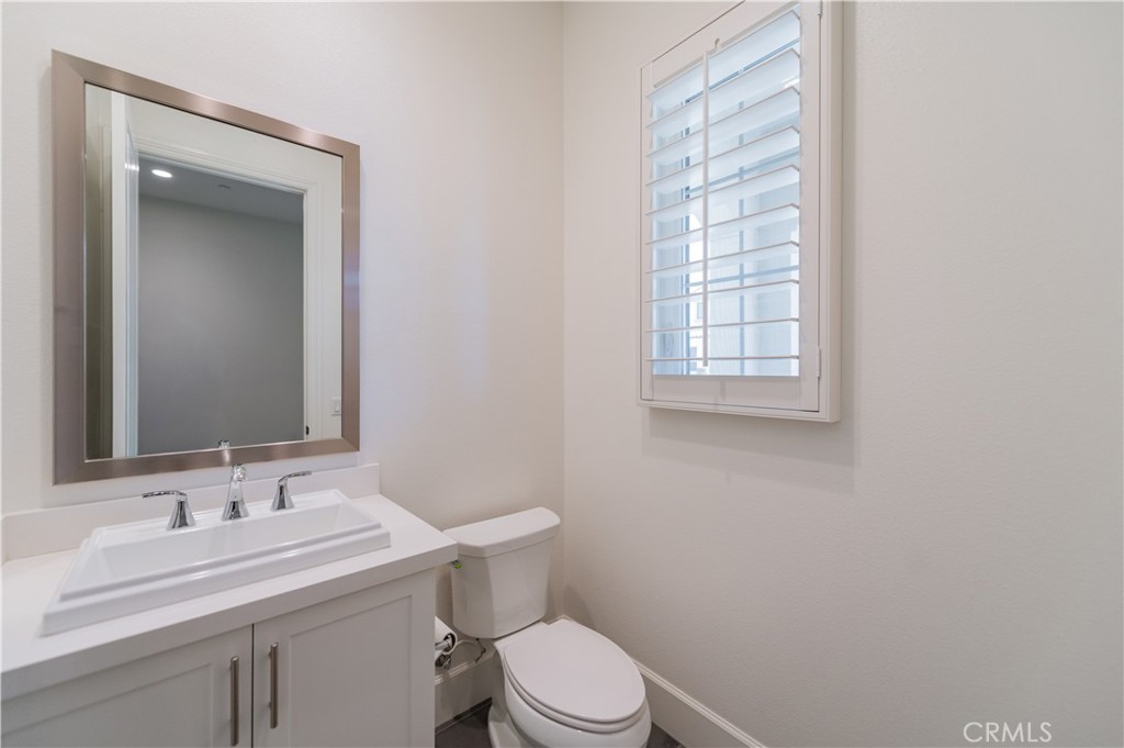 MLS #OC25273769 image #4